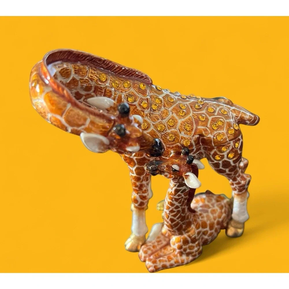 Rucinni Swarovski & Austria Stellux Crystals Giraffe Trinket‎ Jewelry Box Enamel